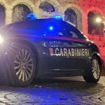 Si lancia a folle velocità per non sottoporsi al controllo degli Agenti, 38enne arrestato
